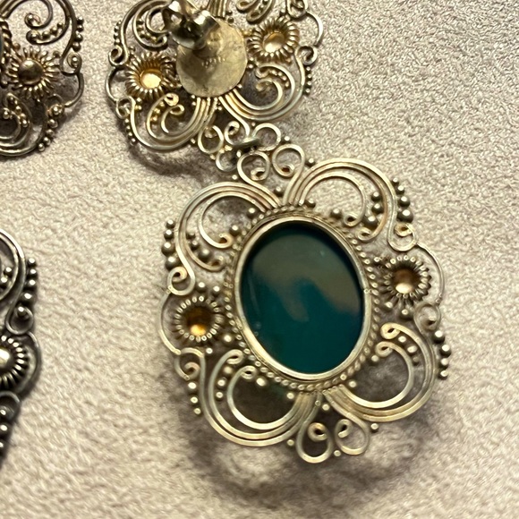 Elegant Sterling Silver filigree and green stones Dangle Earrings